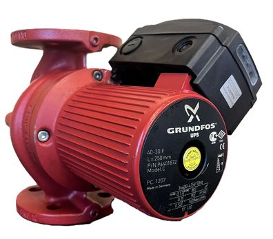 Grundfos UPS 40 - 30 F 3x400V Heizungspumpe P15/349
