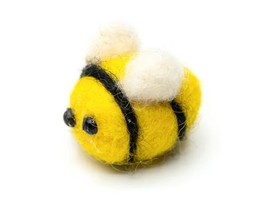 Biene Filz Brosche Miniblings Anstecknadel Pin gefiltzt Handarbeit Wespe Hummel