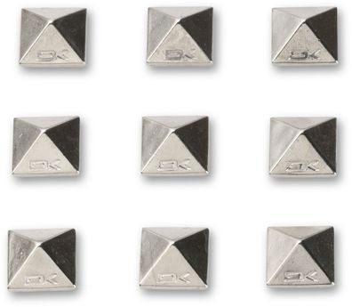 DAKINE Stomp Spikes Pyramid Studs chrome