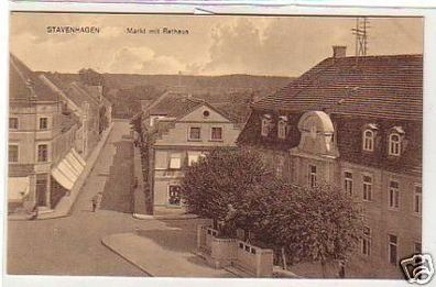 32582 Ak Stavenhagen Markt mit Rathaus um 1920