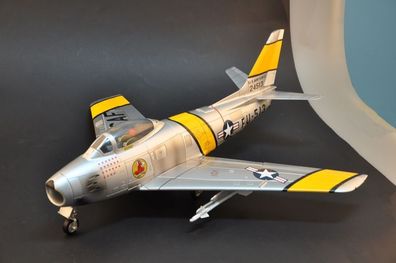 Hobby Boss 1:18 81808 F-86 Sabre