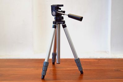 Foto Stativ Carena 500G neu Aluminium Tripod 90cm höhenverstellbar