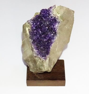 Amethyst Druse in Mutterstein #H8