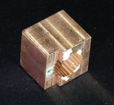 37,7x39,7x35,9mm (LxBxH) #B26 Kupfer Vollmaterial Ausschuss Teil