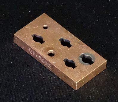 59x29x8,2mm (LxBxH) #B33 Kupfer Vollmaterial Ausschuss Teil