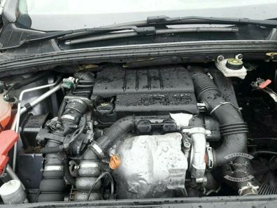 MOTOR Peugeot 307 Partner Citroen Berlingo 1.4 HDi 9HX DV6ATED4