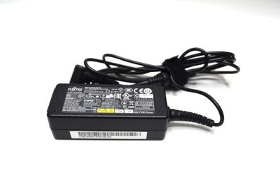 Fujitsu ADP-40PH AD Netzteil 20V 2A 40W S26113-E578-V55-0X S900 S920 S720 Futro