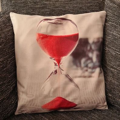 Kissenbezug Rote Sanduhr / Red Hourglass - 45cm x 45cm