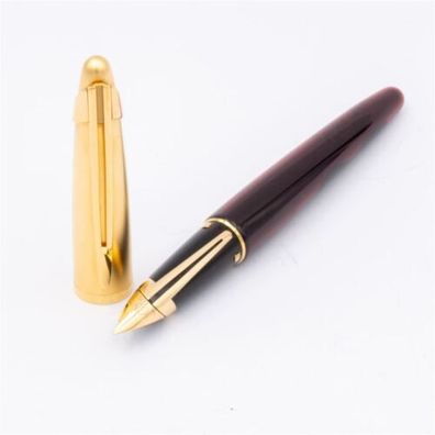 Waterman Edson Ruby Red Füller 18K M