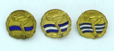 3 DDR Abzeichen Pin Sport Schwimmabzeichen Stufe I , II, III