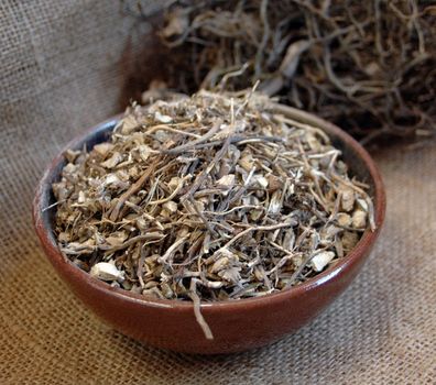 Wasserhanfwurzel rot geschnitten 250 g