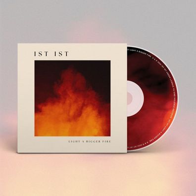 Ist Ist: Light A Bigger Fire - jpc Schallplatten - (CD / L)