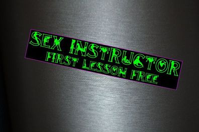 1 x Aufkleber Sex Instructor First Lesson Free Sexy Milf Exspert Fun Gag Decal