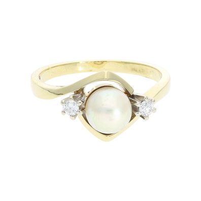 Second Hand Ring Gold 585 mit Perle und Diamant, getragen