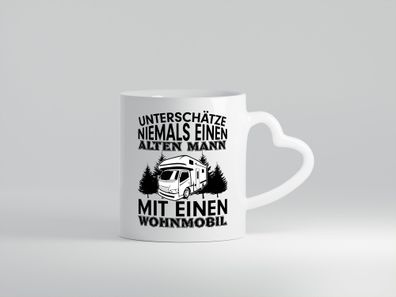 Alter Mann mit Wohnmobil | Männer Tasse | Camping - Herz Tasse Weiß