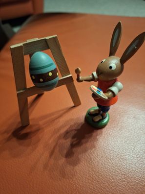 kleine Osterdeko - Erzgebirge Volkskunst- Hase mit Pinsel und Staffelei