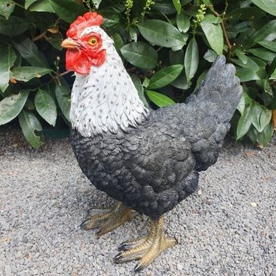 Gartenfigur stehende schwarz weiße Huhn Figur 30 cm