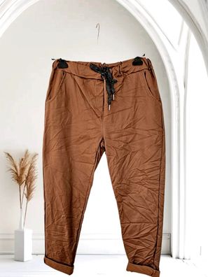 42 44 46 Italy Jogpant Jeggins Hose Lagenlook Kunstleder Crash-Look Farbe: Nugat