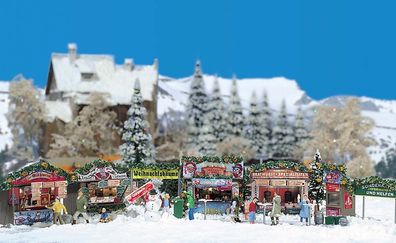 Busch H0 1059 Gebäude-Bausatz "Weihnachtsmarkt" mit Buden, Tannen & Decals