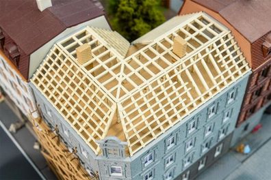 Faller Spur N Gebäude-Bausatz Stadteckhaus im Umbau Wohnhaus Mehrfamilienhaus