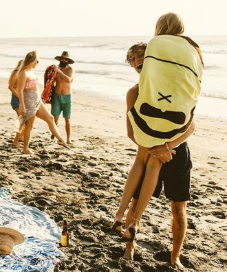 SUN BUM Beach Towel Sonny