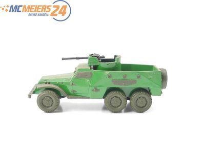 RMM Roskopf H0 Militärfahrzeug Radpanzer BTR 152.A mit ZPTU-Zwilling-Flak 1:100