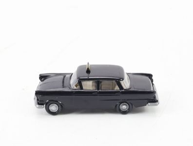 Wiking H0 347/2 Modellauto Taxi Opel Kapitän P2 schwarz 1:87