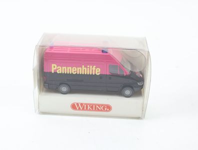 Wiking H0 Modellauto PKW Transporter "Pannenhilfe" MB Pink/Schwarz 1:87