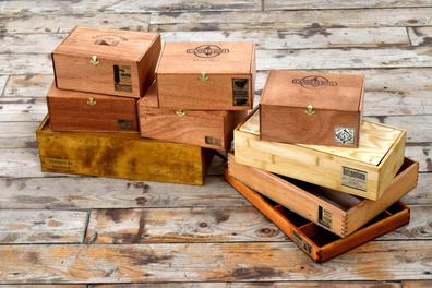 Set 9 x Kiste mit Deckel Holz Antik Alt Vintage Shabby Kasten Uhrmacher Klein Bauhaus