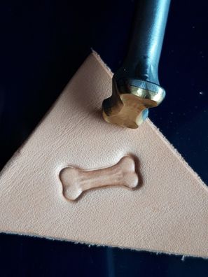 016-01 Knochen Puppybone Handgemachte Lederstempel