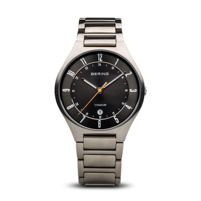 Bering Herrenuhr Titanium silber gebürstet 11739-772