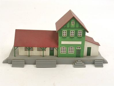E437 H0 Gebäude Bahnhof Wunderheim