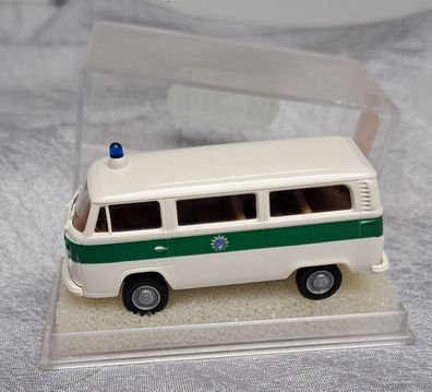 VW Bus T2 Kombi Polizei Bayern Brekina