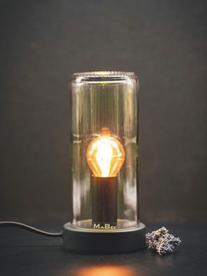 Tischlampe - bauhaus - schlicht & wunderschön