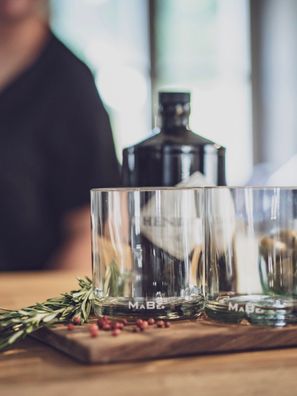 Trink Glas Tumbler für Gin - Rum - Whisky