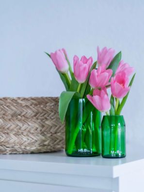 Kleine Vase aus der Piccolo Sekt Flasche - echt grün & ecofriendly