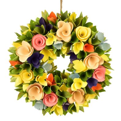 Frühlingskranz aus Holzblumen Ø30 cm
