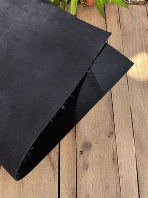 Lederzuschnitte Rindsnappa 1,0-1,5 mm matt, aufgeraute Oberseite, Schwarz - 50×100