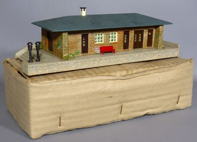 Faller H0 104 Bahnhof Musberg Hbf Gebäude Holz Masse TOP mit schlechter OVP