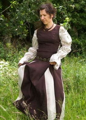 Mittelalterkleid Finna, braun