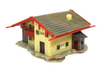 Spur N Fertigmodell Bauernhaus (HN-409C)