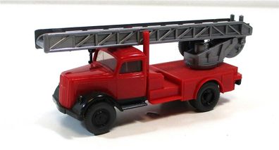 Wiking H0 1/87 (3) Feuerwehr Opel Blitz Drehleiter (05/03)
