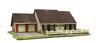 Fertigmodell N Cottage Landhaus mit Garagenanbau (HN-0359g)