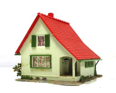 Spur H0 Fertigmodell Faller Siedlungshaus (58)