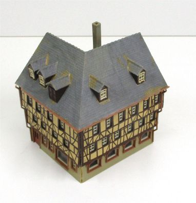 Fertigmodell Spur N Kibri Fachwerkeckhaus