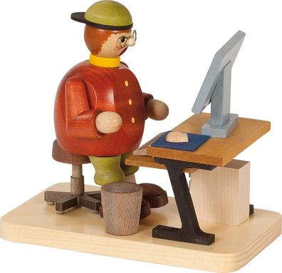 Richard Glaesser Räuchermann am Computer Computerfreak aus Seiffen im Erzgebirge