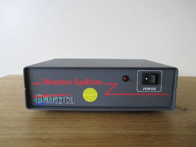 Monitor - Splitter - Dakota für Bildschirm mit Steckernetzgerät 12 V DC S14/297