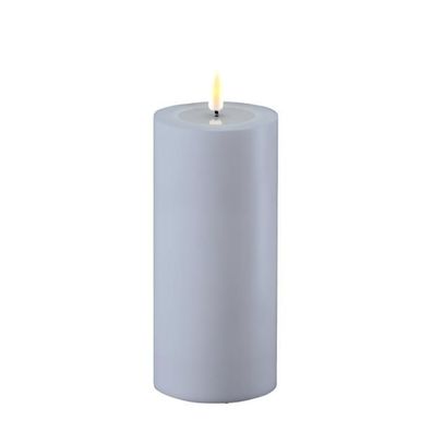 Deluxe LED-Stumpenkerze, 7,5x15cm, Dust Blue, RF-0297 1 St