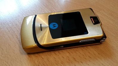 Motorola RAZR V3i Farbe gold / foliert / ohne Simlock / Klapphandy