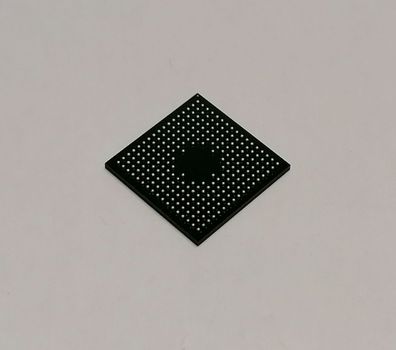 NXP LPC3143FET180,551 ARM926EJ-S 270MHz 192kB 1.1-1.3V TFBGA180